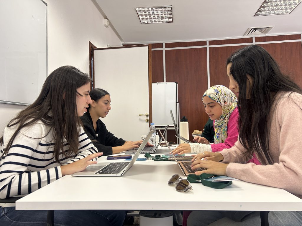 20251004_083006637_iOS (2)